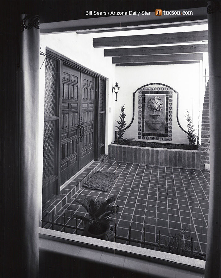 1965 ÃÛèÖÖ±²¥ home photos: House oriented to climate and Southwest